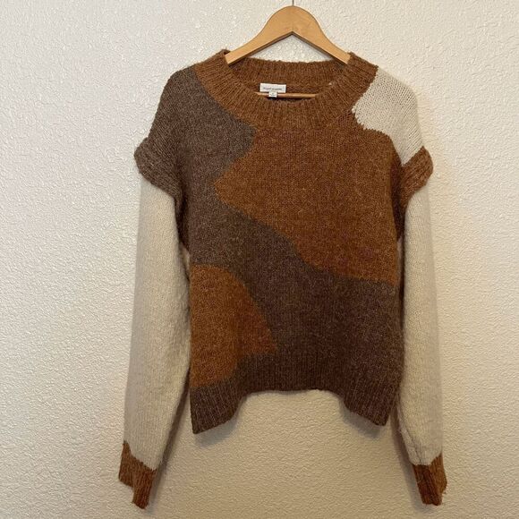 Flat White Brown Camo Color Block Crew Neck Sweater Women's Size Medium - Picture 1 of 6